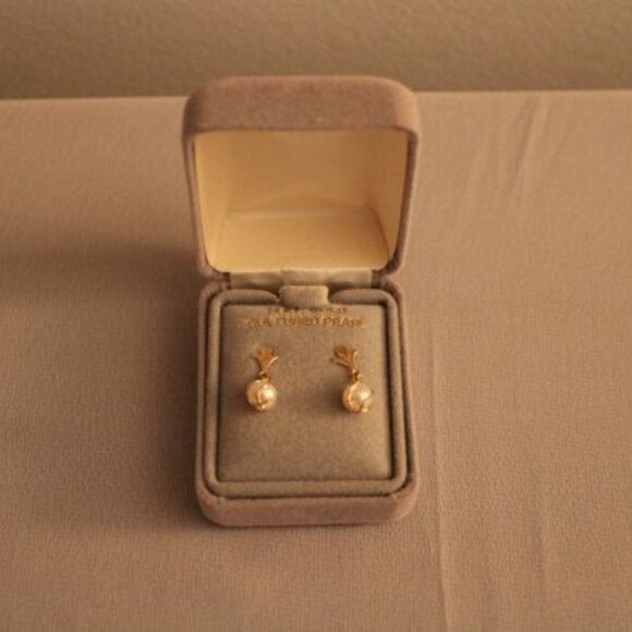 Women's 14K Gold Cultured Pearl Earrings - New - Picture 3 of 3